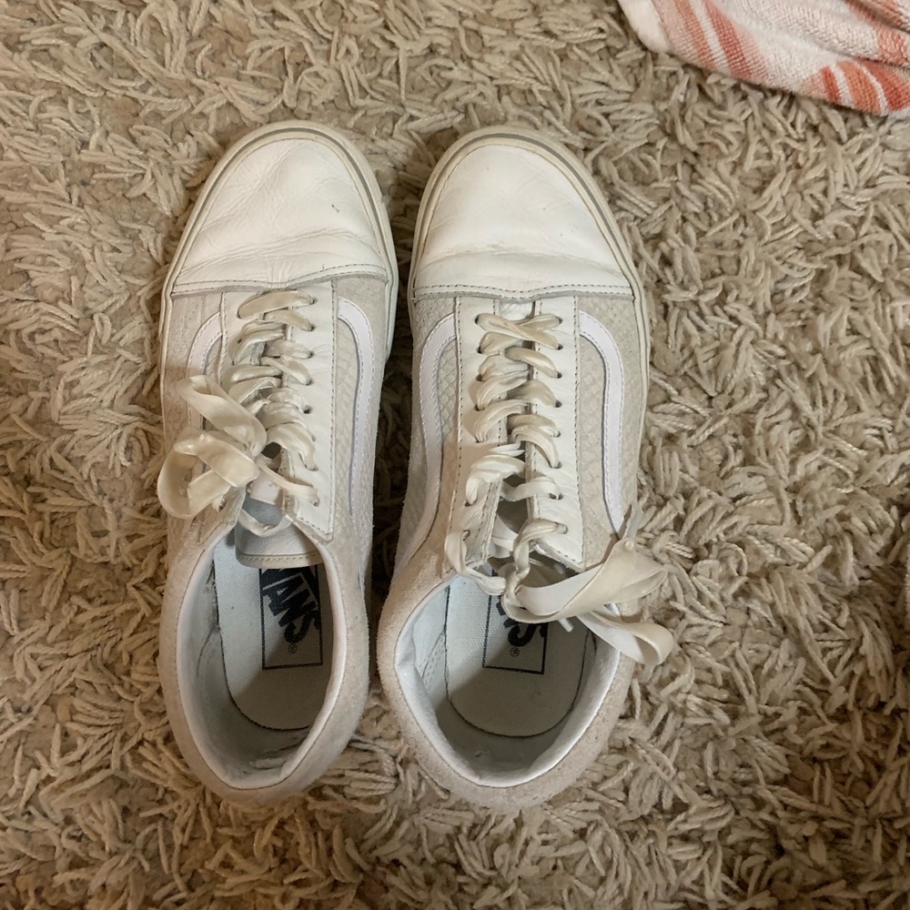Platform vans